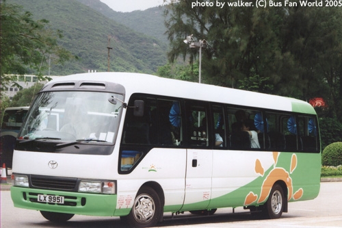 sunbus_coaster_lx9951